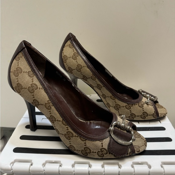 Gucci canvas pump - Picture 3 of 12